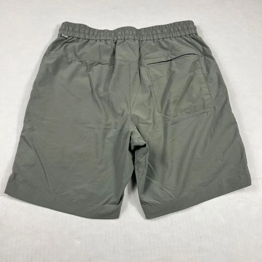 Lululemon Mens Bowline 8” Performance Shorts Green Utility Casual Lightweight M